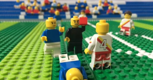 Quando il calcio incontra i Lego. Fc Brickstand, una squadra ad